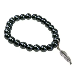Bracelet hématite perles rondes 8mm et plume