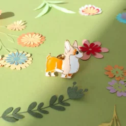 Broche pin's émaillé corgi