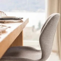 Chaise de salle à manger en tissu gris clair - Gloria