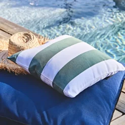 Coussin extérieur en polyester outdoor jade 45x45cm - Riviera