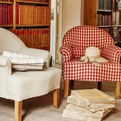 Fauteuil crapaud en coton vichy rouge et pin - Margot
