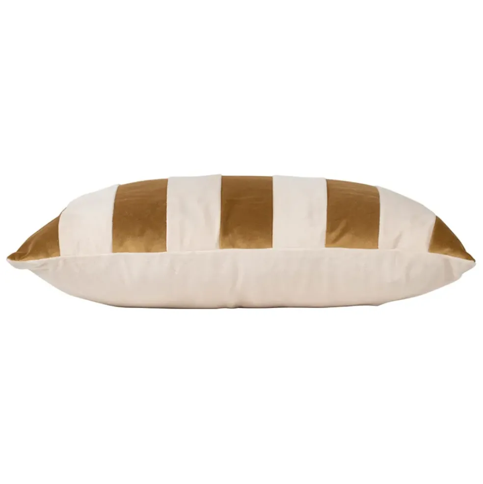 Housse de coussin en velours rayé camel et nude 50x30cm - Klosen