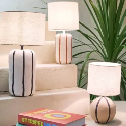 Lampe en céramique rayée noir et écru h46cm - Paese