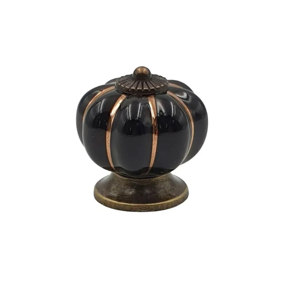 L'incroyable Cocotte graphite d24cm avec poignée couronne