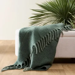 Plaid avec franges en tissu vert 170x130cm - Klosen
