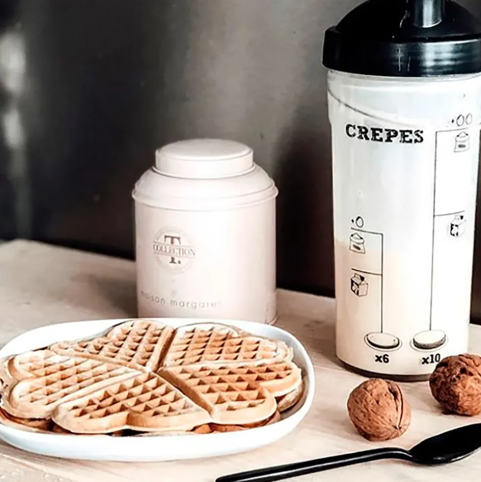 Shaker à crèpes, pancakes et gauffres