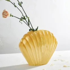 Vase coquillage en verre ocre h22cm - Leucie